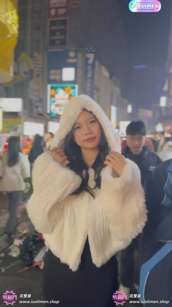 广东梅州极品身材人妻少妇 居家露脸啪啪不雅视频流出 淫荡表情反差-萝莉门 LUOLIMEN